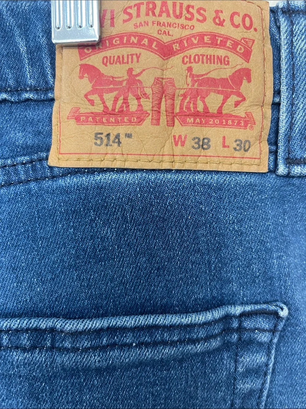NEW 514 Levi's Men's Medium Wash Straight Jeans 38x30